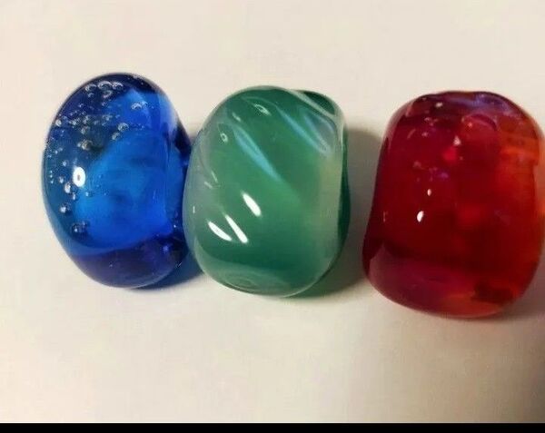 3個 ハンドメイド 帯留め ガラス とんぼ玉 グリーン 赤色 青色 緑色
