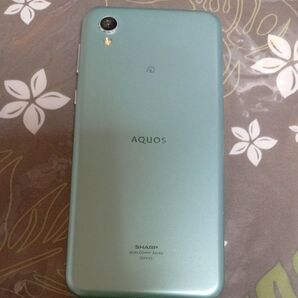 AQUOS SHV43