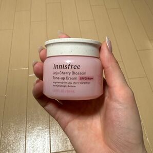 イニスフリー Jeju Cherry Blossom Tone-up Cream