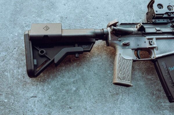 SC IRREGULARS タイプ FEER B5 BRAVO ストック 0.50 チーク ライザー / ピース M4 GBRS