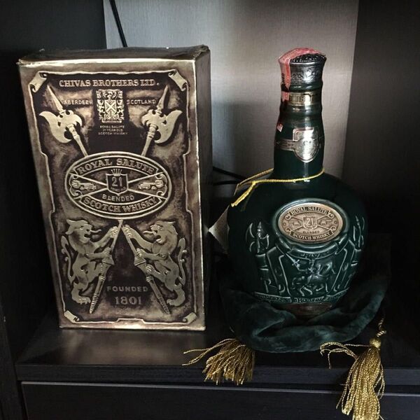 Chivas Royal Salute 21年 スコッチウイスキー 古酒