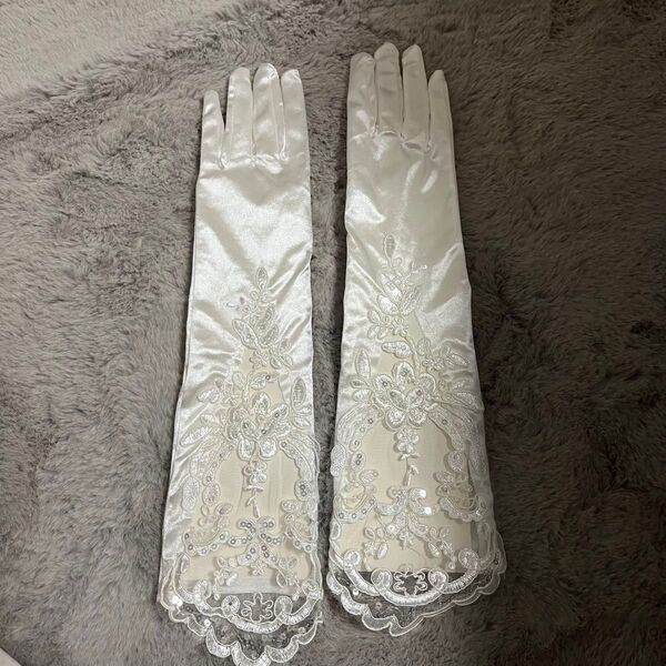 ウェディンググローブ 結婚式 レース刺繍 オフホワイト