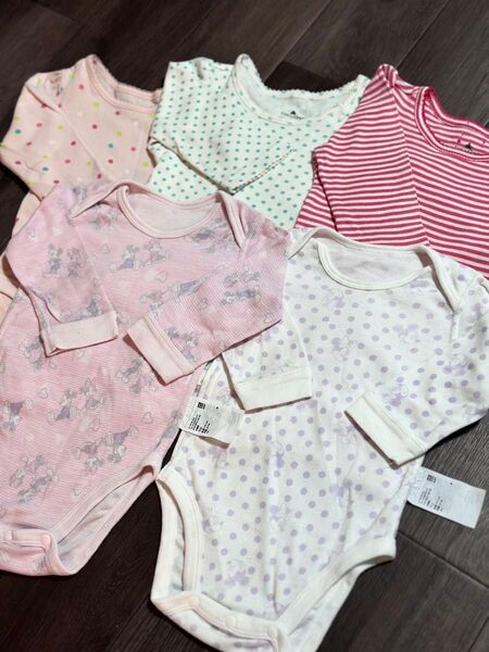 UNIQLO & babyGAP【ボディスーツ】長袖ロンパース 新生児 女の子 ベビー服 コンビ肌着 ボディスーツ 5点セット