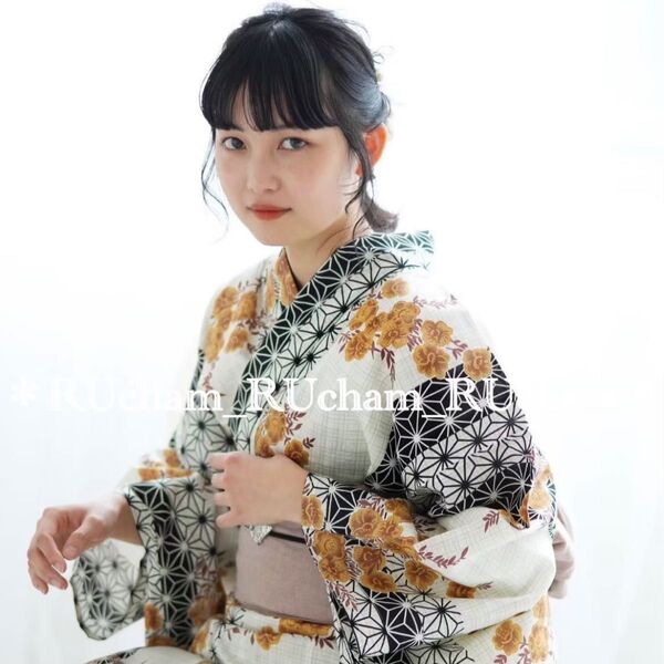 新品【モノクロ麻の葉イエロー花】utatane ニコアンティーク 浴衣単品