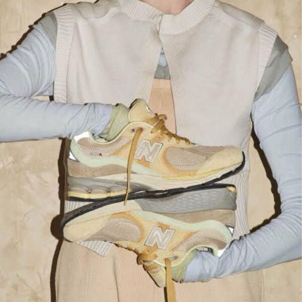 new balance × auralee