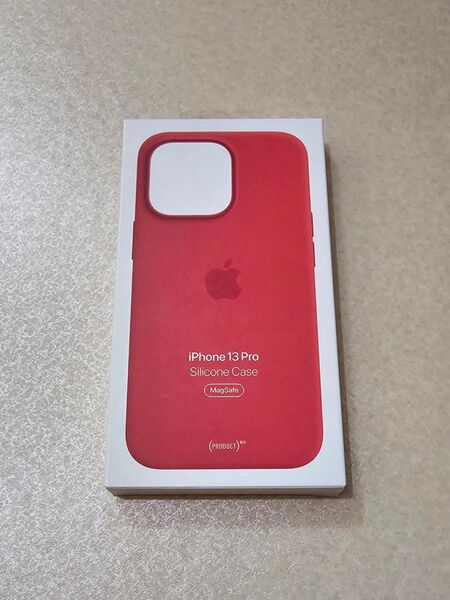【純正】新品 iPhone 13 Pro シリコンケース (PRODUCT)RED