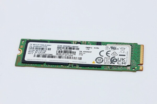 中古 Nvme SSD 1TB 耐久性抜群 Nvme SSD1000GB SAMSUNG SSD PM981a MZ-VLB1T0B mzvlb1t0hblr 1TB M.2 2280 PCIe3.0 NVMe 消去済 送料無料 2