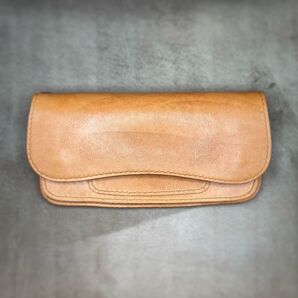 ハンドメイド(手縫い) 長財布 トラッカーウォレット タンロー ヌメ革 タン