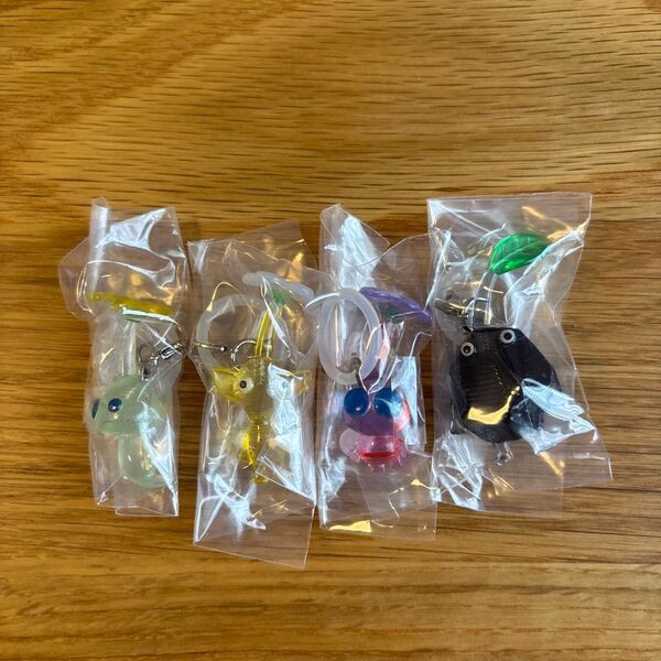 ピクミン めじるしアクセサリー2 4種セット