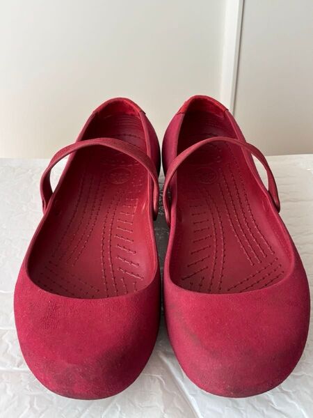 crocs アリス スウェード調 レッドW8