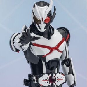 S.H.Figuarts 仮面ライダーアークワン