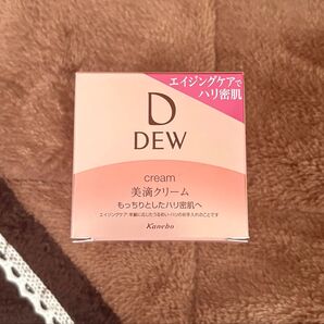 DEW クリーム 30g スパチュラ付き