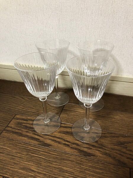 リブデザイン ワイングラス 4個セット クリア