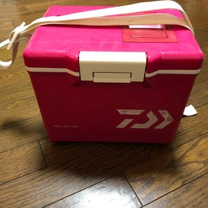 ダイワ クールライン S 600X クーラーボックス ピンク マゼンタ