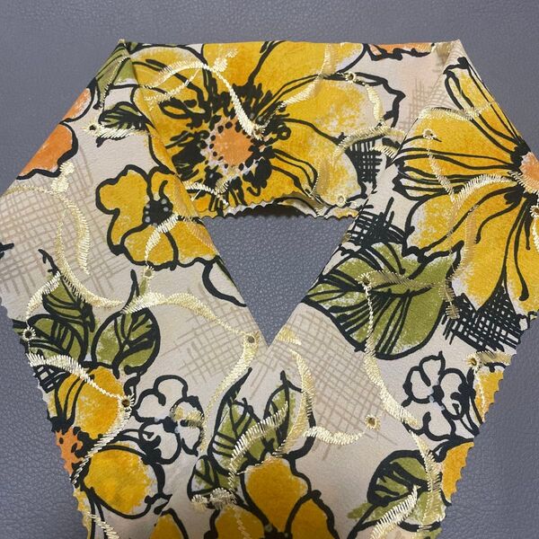 半襟 鮮やかヴィンテージ刺繍レース 半衿 ハンドメイド 生地