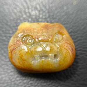 本物!和田玉★貴重な料、黄皮の虎モチーフ