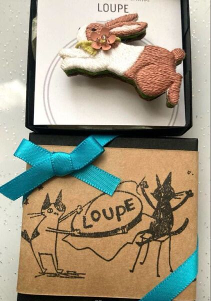 LOUPE ルーペ うさぎ ブローチ ハンドメイド 刺繍 手作り 未使用
