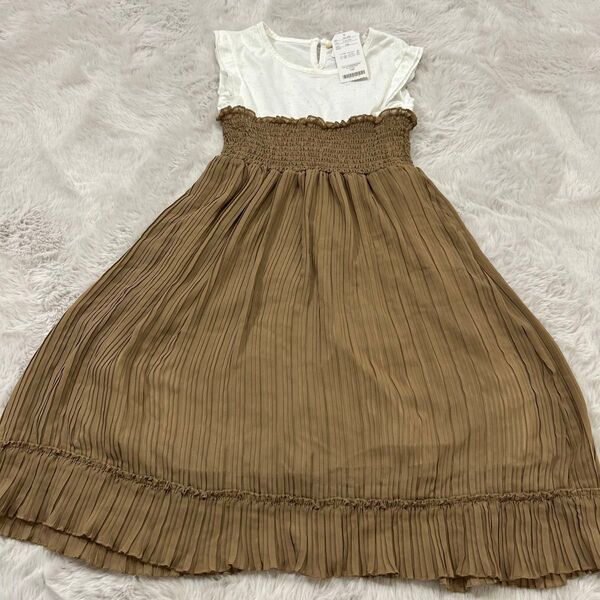 新品!キッズ子ども女の子半袖ワンピース150センチ ノースリーブワンピース プリーツスカート ラメ