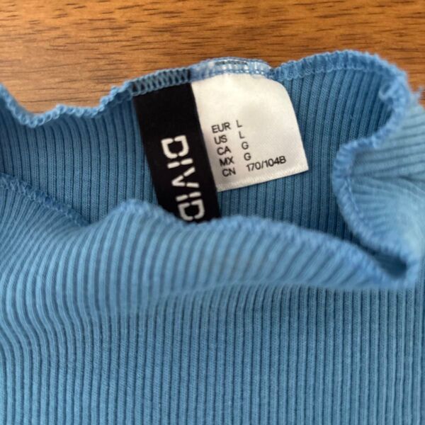 H&M Divided リブハイネックトップス 水色 Lサイズ 半袖 サマーニット アクアブルー ショート丈