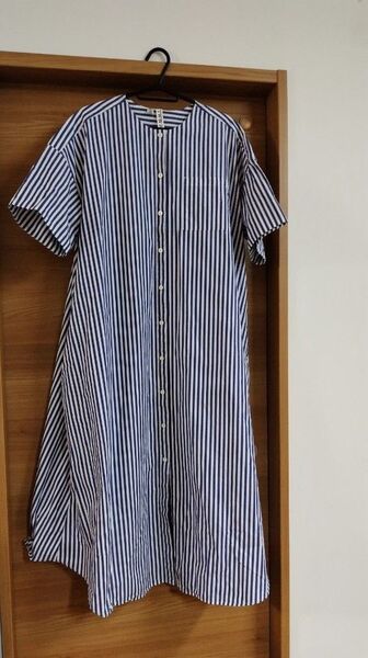 マッキントッシュフィロソフィー【 TWW】 ストライプシャツワンピース トラッド バンドカラー ブルー 美品