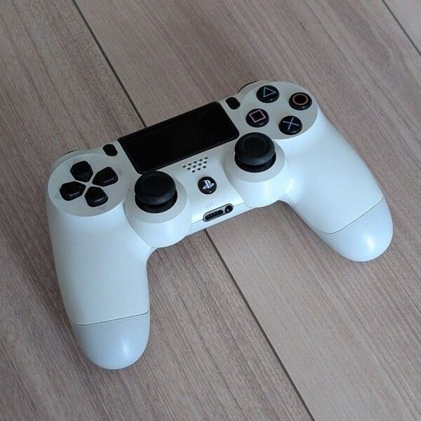 DUALSHOCK4 PS4ワイヤレスコントローラー ホワイト