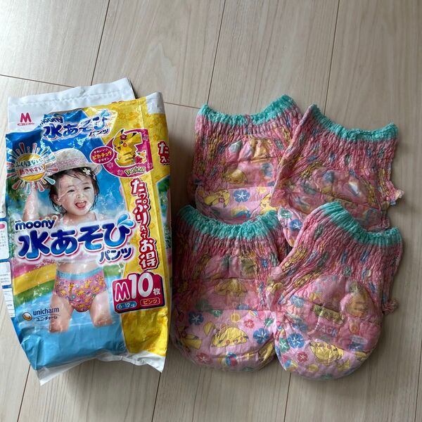 moony 水あそびパンツ Mサイズ 4枚 ピカチュウ おむつ