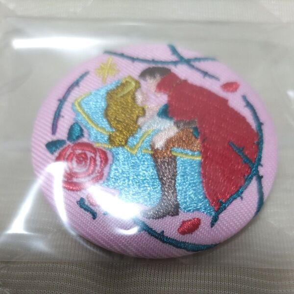 Disney Characters 刺繍缶バッジ 眠れる森の美女