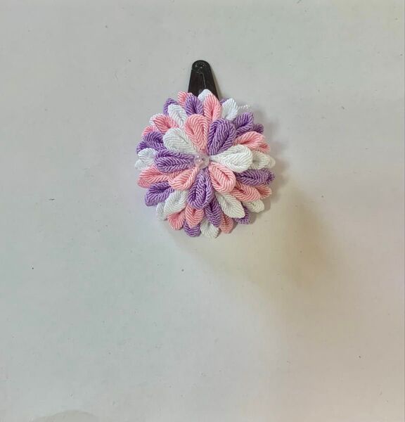 つまみ細工 髪飾り ヘアアクセサリー ピンク 白 紫 パール