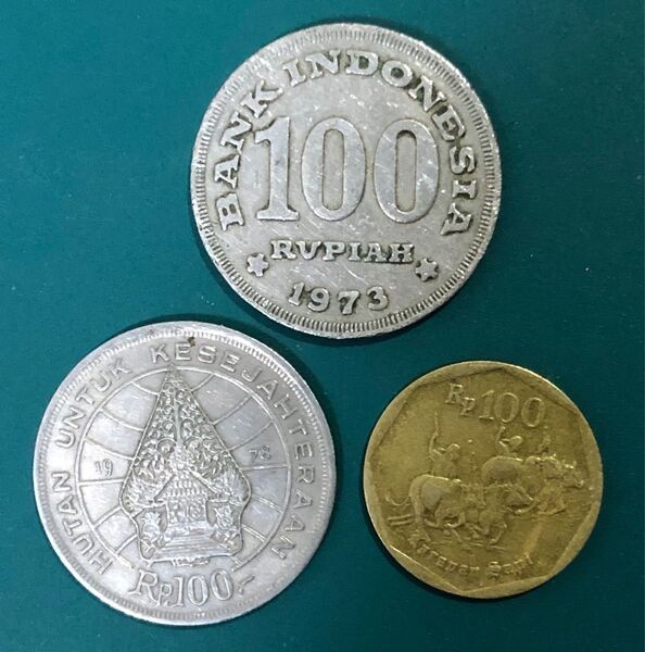 【値下げ】インドネシア 旧硬貨 100ルピア 3種類セット