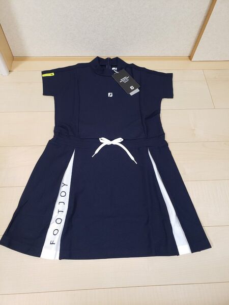 新品 フットジョイ ゴルフ ウェア モックネック ワンピース レディース Sサイズ