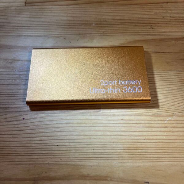 2port battery Ultra-thin 3600 モバイルバッテリー ゴールド