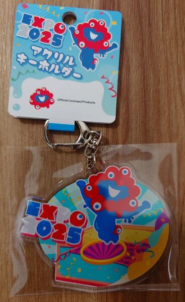 新品 ミャクミャク アクリルキーホルダー 飛び出し