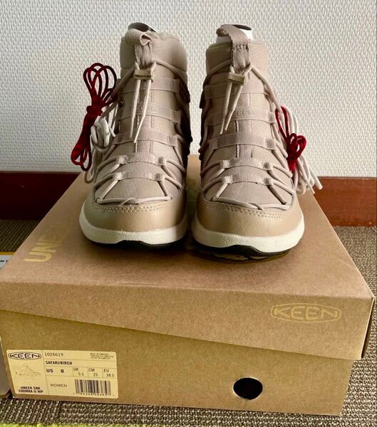 KEEN UNEEK SNK CHUKKA II WP US8 25cm ベージュ