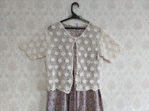 美品 DUAL BERG DAISY 半袖レース編みカーディガン アイボリー サイズM〜L位