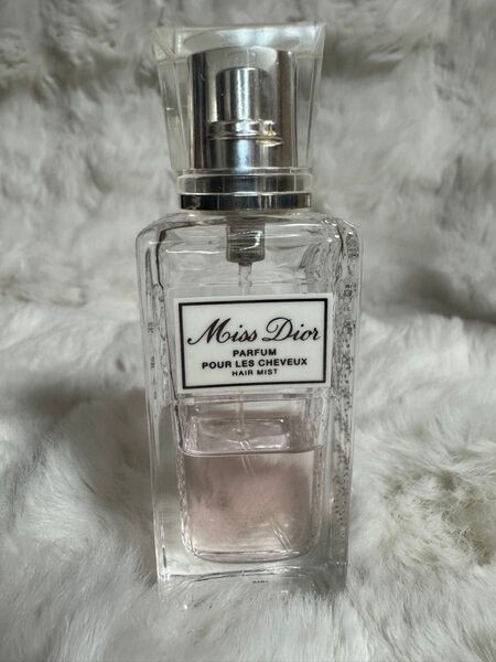 Miss Dior ヘアミスト ピンク系