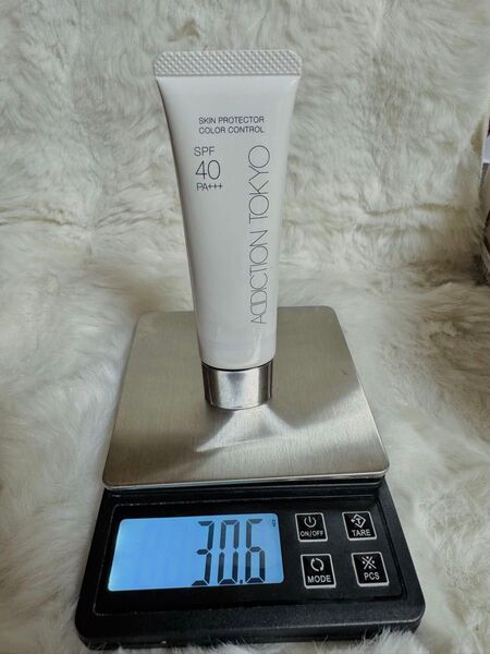 アディクション スキンカラートーンアップUV カラーコントロール SPF40 PA+++ 30g