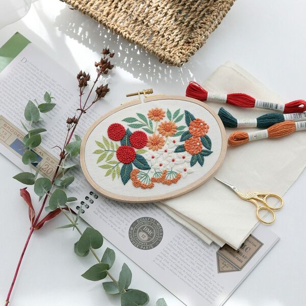 DMC×樋口愉美子刺繍キット フラワーブーケ 「オレンジのブーケ」