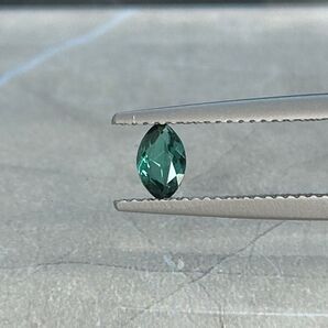 天然石グリーントルマリン ルース(裸石)0.37ct's マーキスカット