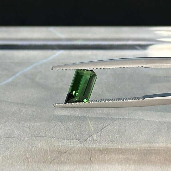 【高品質】グリーントルマリン ルース(裸石)1.74ct's