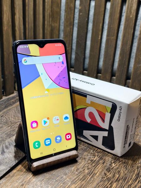 Galaxy A21 SCV49 SIMフリー スマホ