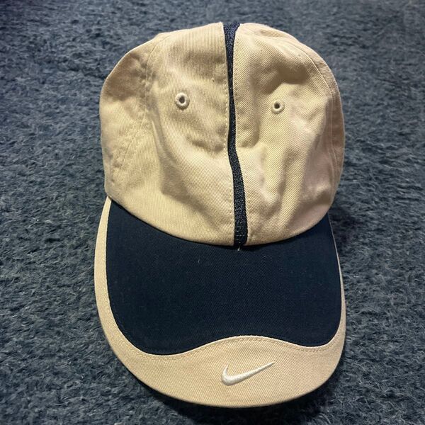 NIKE キャップ ベージュ/ブラック 56cm