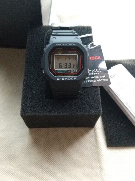 NO② CASIO G-SHOCK 初代復刻モデル DW-5000R-1AJFスクリューバック電池式 未使用 両タグ付き