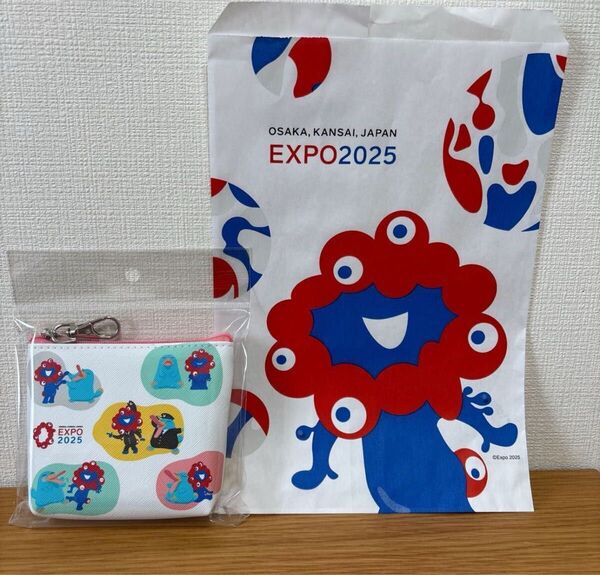 関西万博 EXPO2025 大阪万博 ミャクミャク イコちゃん コラボ ミニポーチ 白