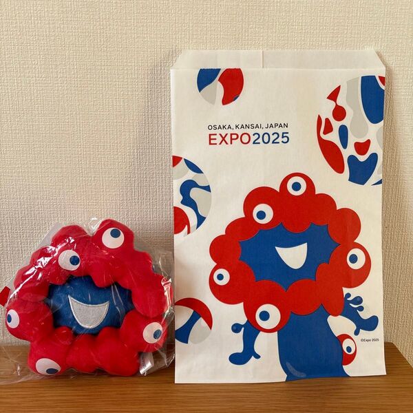 関西万博 EXPO2025 大阪万博 ミャクミャク リール付 パスケース 公式キャラクター