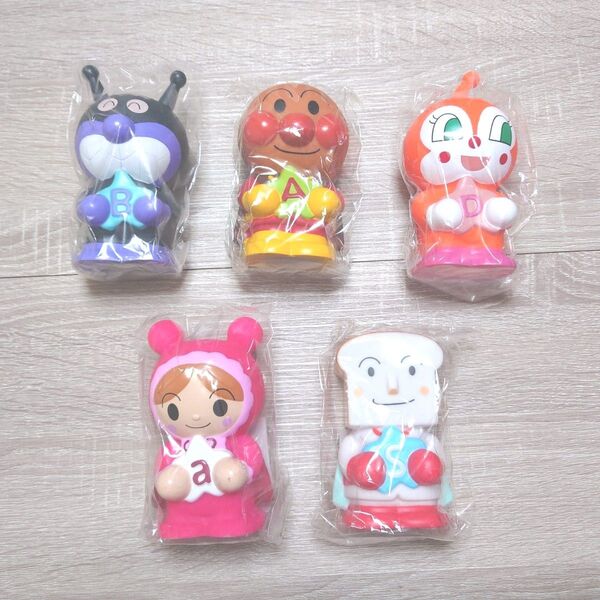 新品 未使用 非売品 アンパンマン キャラクター 貯金箱 5体セット 信用金庫