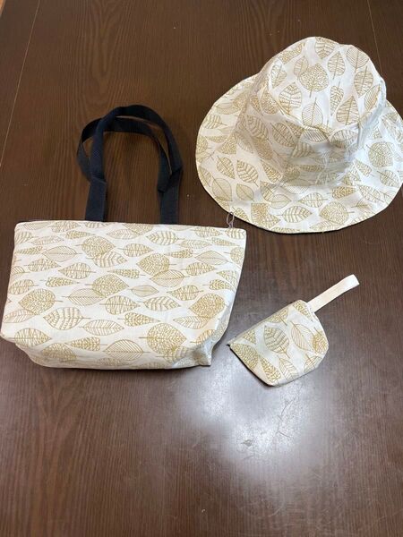 ハンドメイド 帽子 トートバッグ ミニポーチ 3点セット