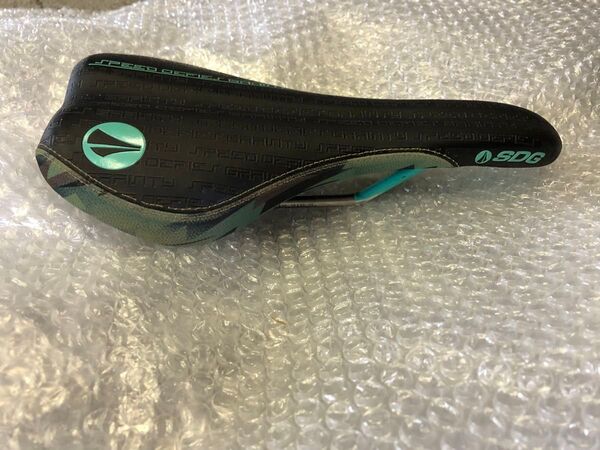 mtb サドル SDG FLY