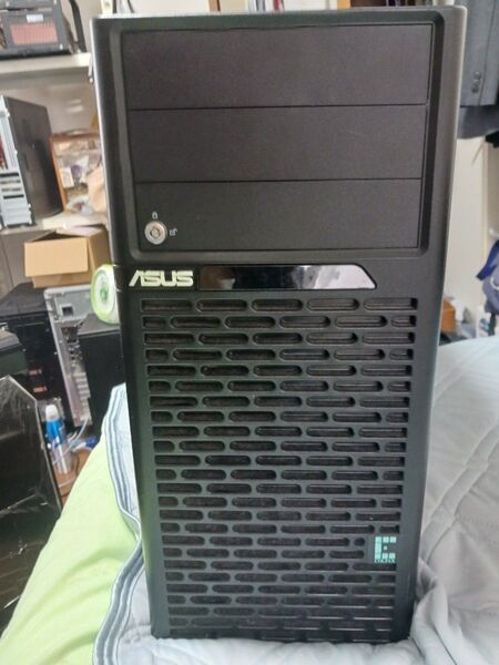 ASUS Z10PR-D16 ワークステーション e5 2678 v3 x2/8GB×2/256gb/500w電源/ブルーレイ搭載