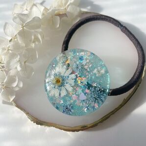 188.レジン ドライフラワー ヘアゴム マトリカリア ハンドメイド
