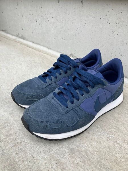 NIKE スニーカー ネイビー 27cm